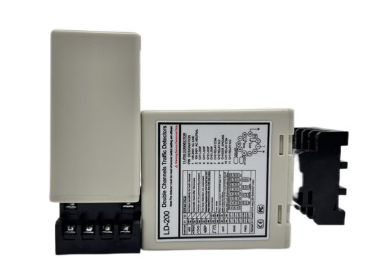 Beli Waktu Tanggapan Cepat dan Sensitivitas Tinggi Kompak Dual Channel Vehicle Loop Detector untuk Gerbang Keamanan pembuatan online
