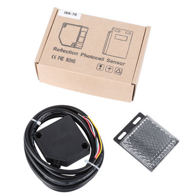 Sensor IR reflektif dengan output relay tahan air & ideal untuk penggunaan industri